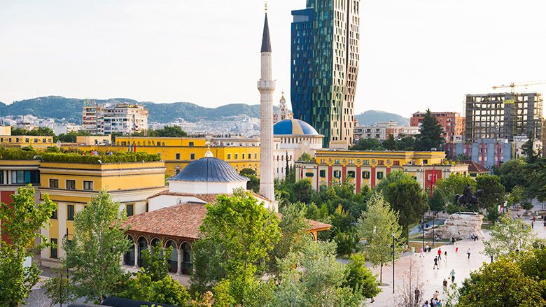 Sektori i turizmit ka nevojë për 20 mijë punonjës
