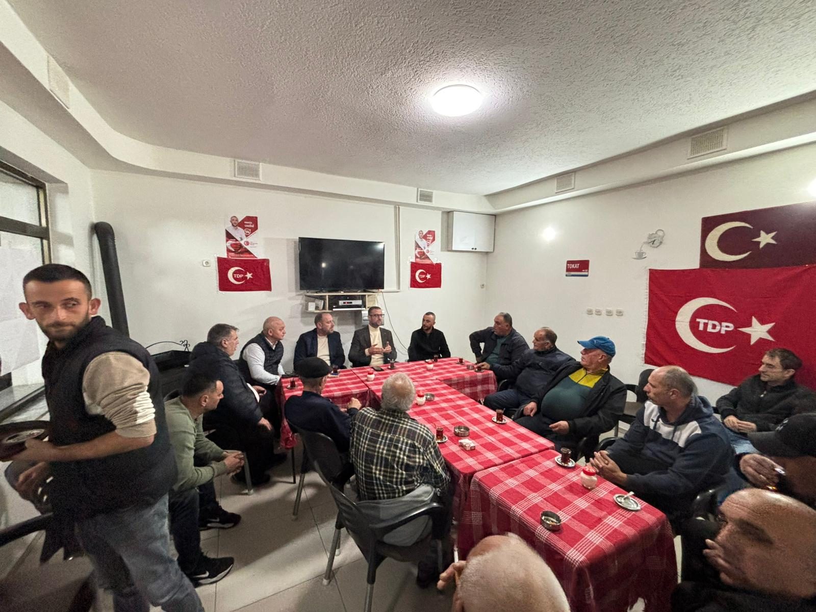 Kandidati i VLEN për Tearcë, Daut Memishi takon partinë turke TDP dhe deputetin Bejxhan Iljazin: Më 19 tetor vjen ndryshimi