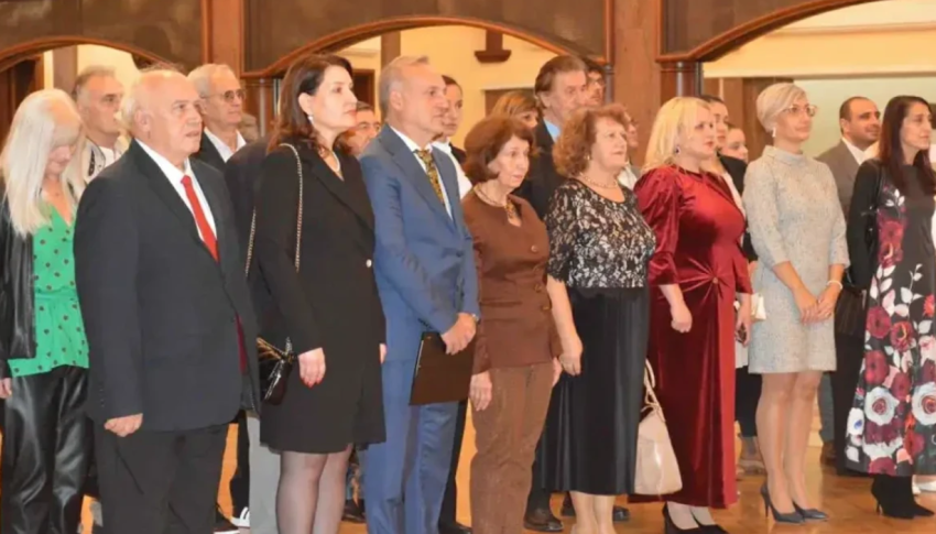 Në Kuvend u nda Çmimi shtetëror “23 Tetori” për vitin 2025