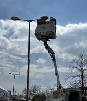 Ministria e Financave me përkrahjen e Bankës Botërore po investon në efikasitetin energjetik dhe në modernizimin e ndriçimit publik nëpër komuna