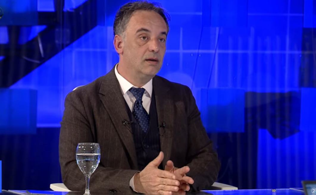 Musliu ndaj Azir Aliut: Meru me probleme shëndetësore, jo me politikë!