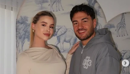 Ardian Bujupi bëhet baba për herë të parë