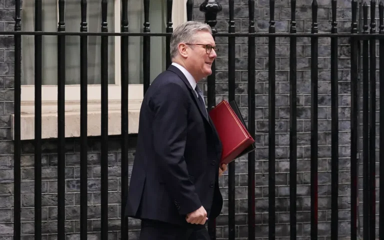 Ministrit britanik i Shëndetësisë dha dorëheqjen, reagon Starmer
