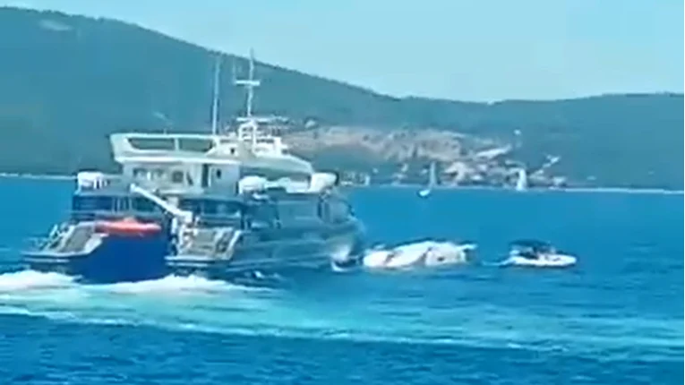 Përplasje mes katamarani dhe jahtit pranë Sholtës, tre të vdekur, një person ende i zhdukur