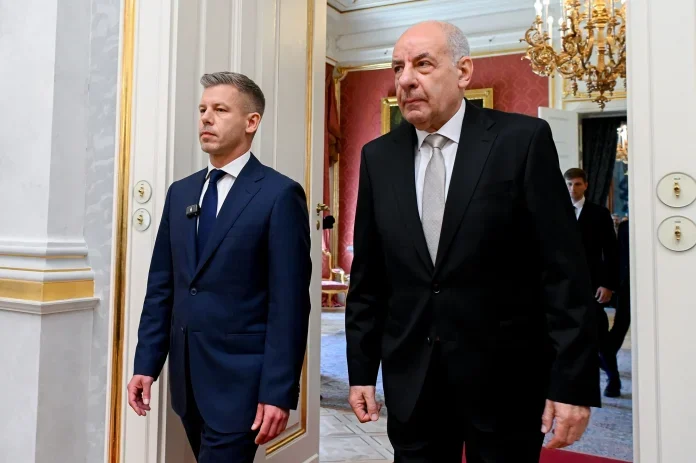 Magyar synon të shkarkojë presidentin hungarez përmes ndryshimeve kushtetuese
